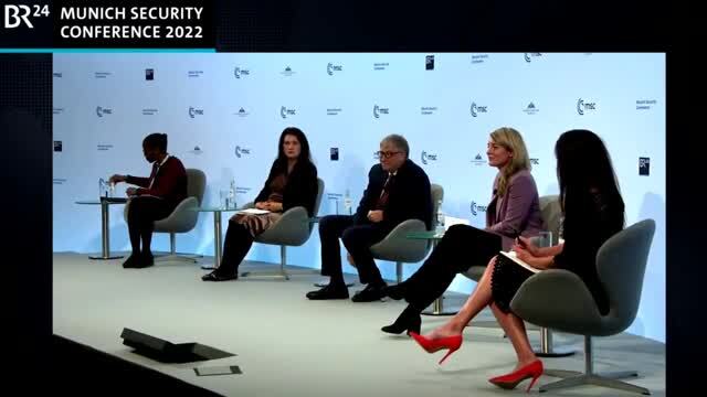 Bill Gates: ‘Sadly’ the Omicron Variant Has Delivered More Immunity Around the World than the Vaccines