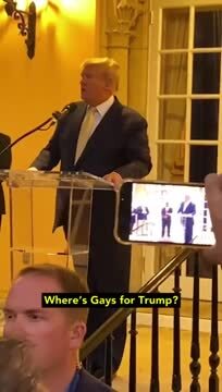 Trump Tells ‘Gays for Trump’ Supporter ‘You Don’t Look Gay’ at Mar-a-Lago Fundraiser