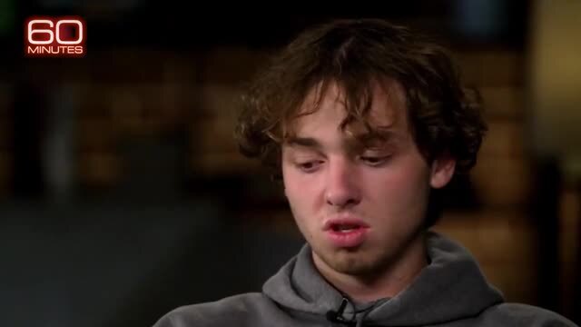 60 Minutes Reporter Can’t Keep a Straight Face While Interviewing ‘Birds Aren’t Real’ Conspiracy Satirist