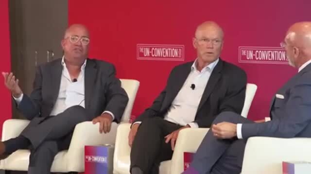 Ex-MSNBC Boss Phil Griffin and Ex-CNN Chief Jeff Zucker Defend Their Non-Coverage of Hunter Biden: ‘He Was Never Arrested!’