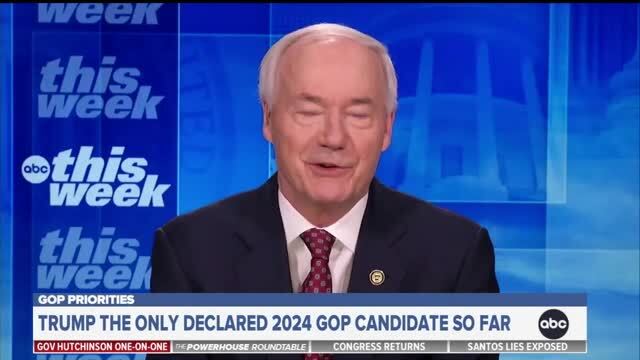 Republican Governor Says Jan. 6 ‘Disqualifies’ Trump from Second Term – Refuses to Rule Out Supporting Him